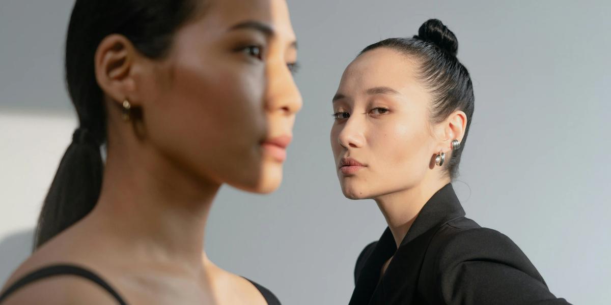 Avoid Photoshoot Scams: Protect Your Modeling Career