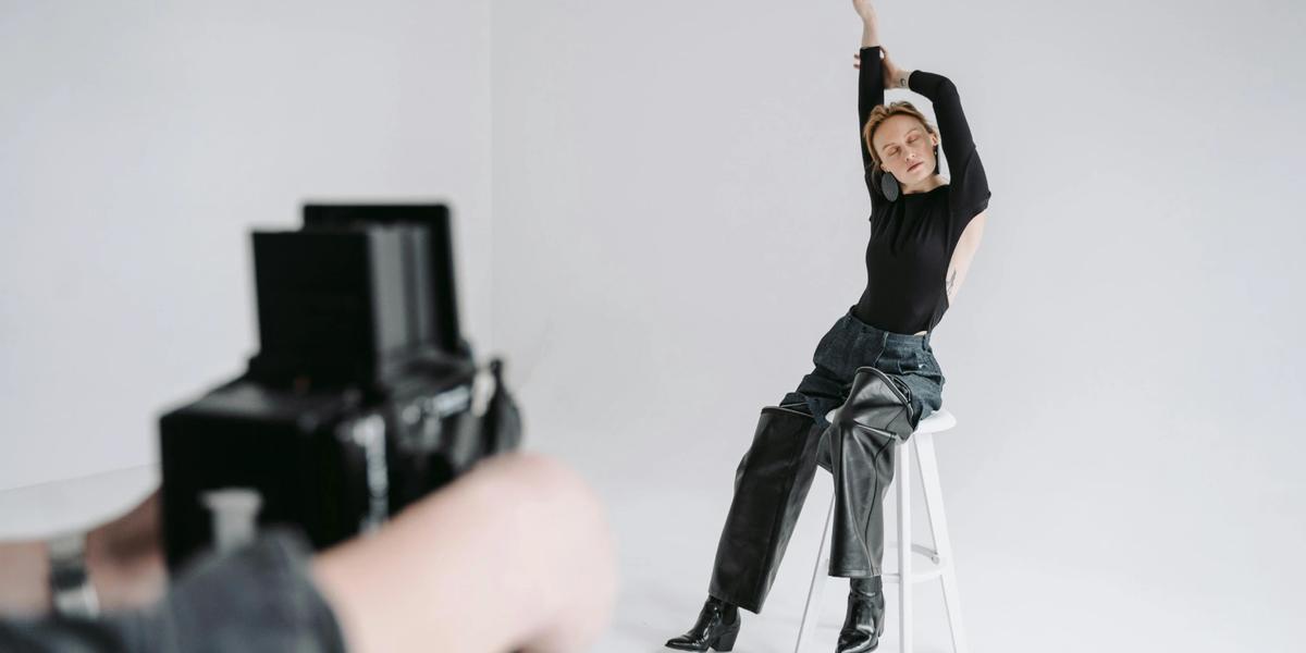 How to Choose a Photo Studio: The Practical Guide to Not Getting Ripped Off
