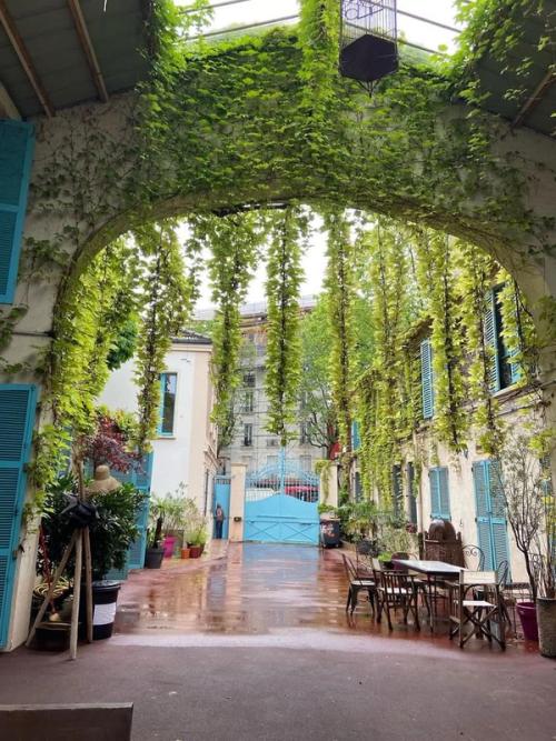 Photo de La Cour vue de l’intérieur