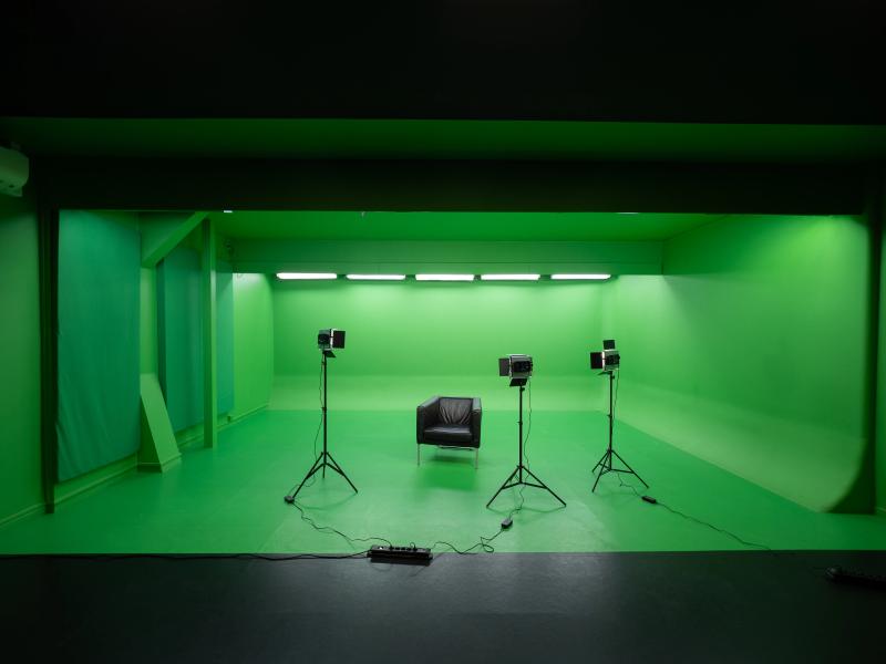 Photo of Hacienda Studio's green background