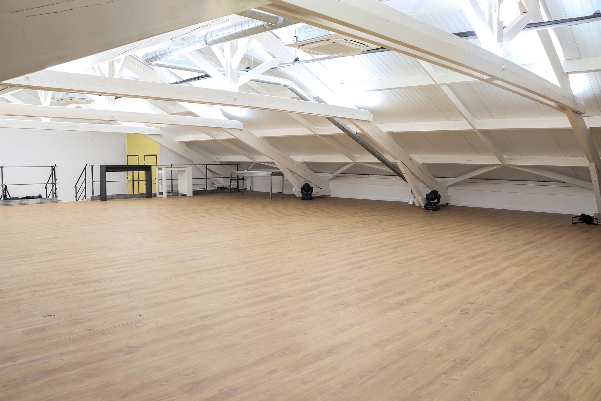 Photo of the Mezzanine empty at Hacienda Studio