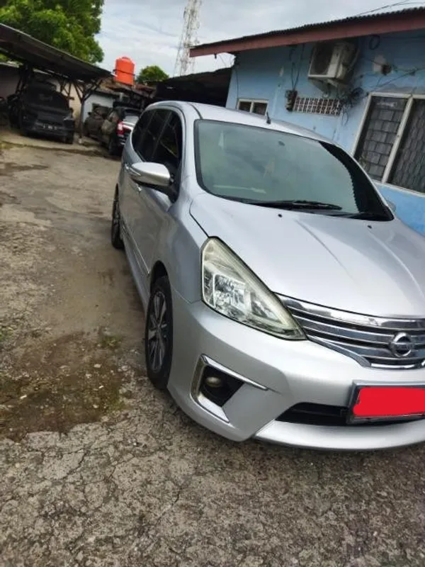 Nissan Livina