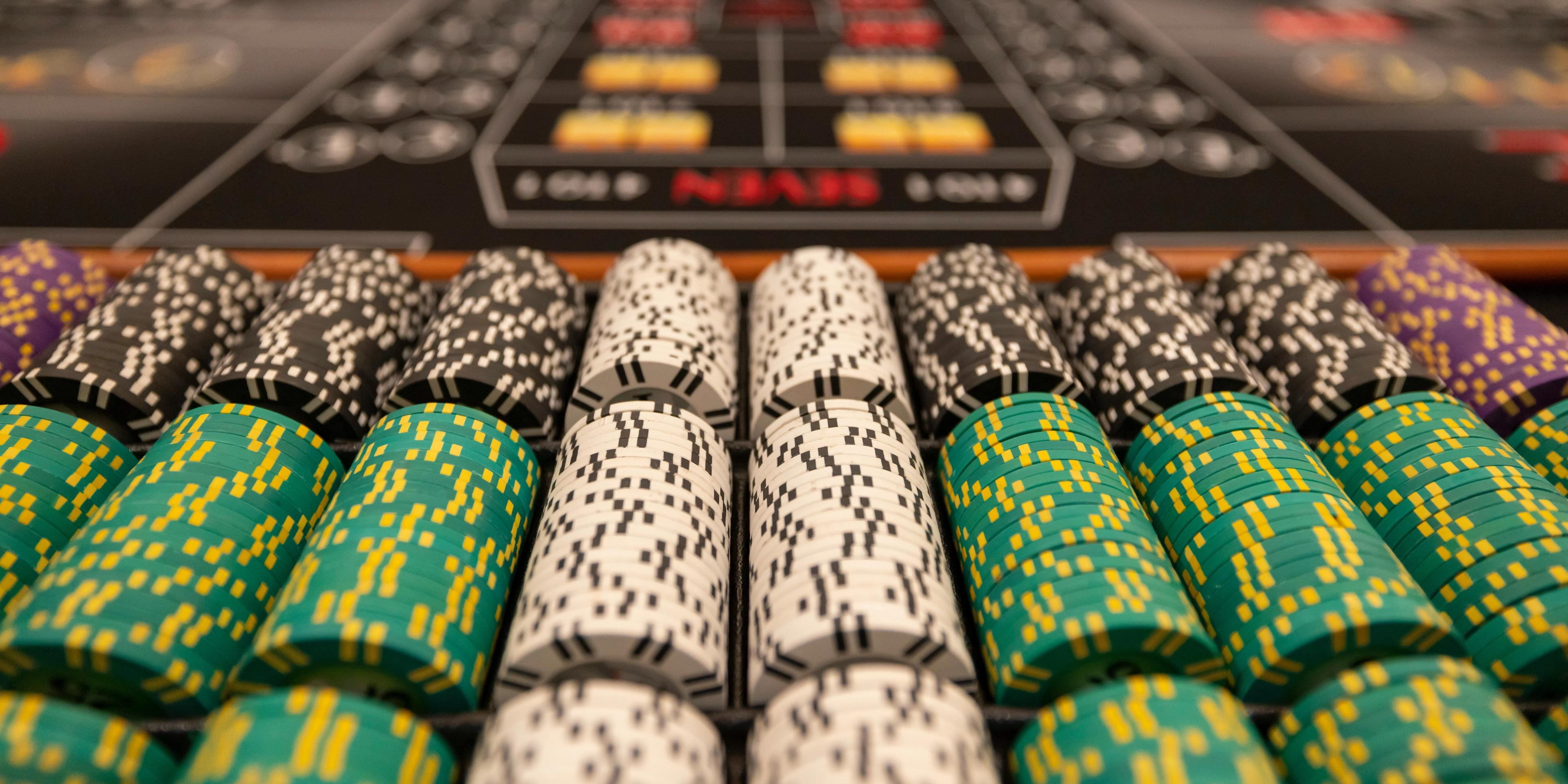 Casino chips aligned