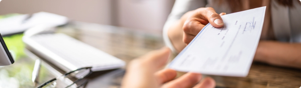 10 Proven Ways to Cash a Check Without a Bank Account in 2026