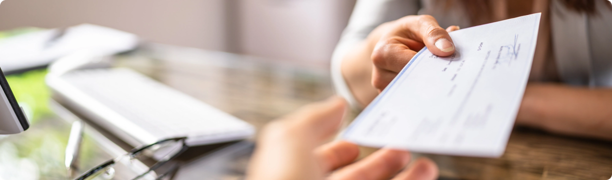 10 Proven Ways to Cash a Check Without a Bank Account in 2026