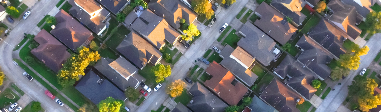 Real Estate Crowdfunding in 2025: What Investors Need to Know About This Growing Investment Strategy