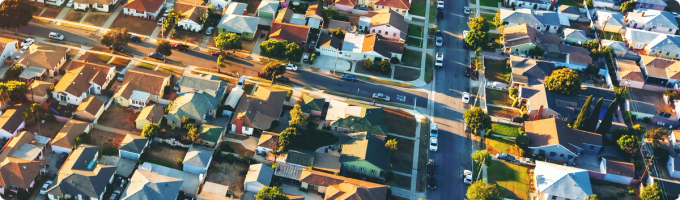55+ Communities: 9 Pros and 6 Cons to Weigh Before You Buy