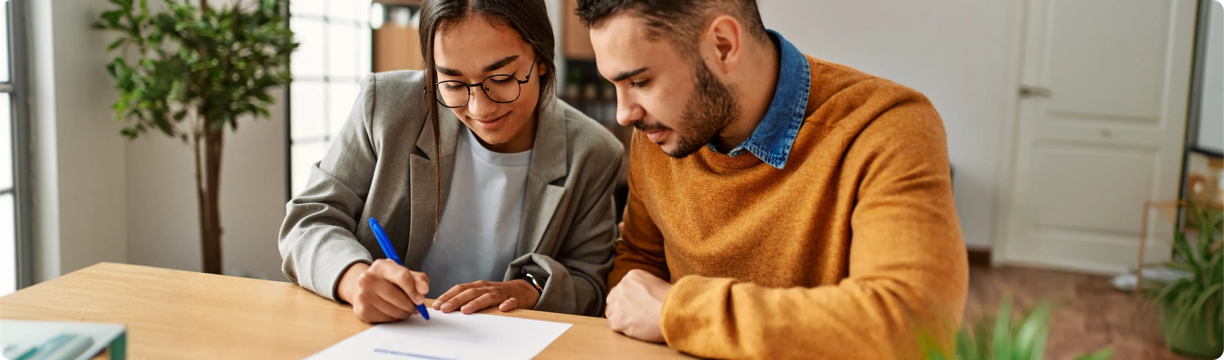 14 Mortgage Closing Documents Every Home Buyer Reviews in 2026