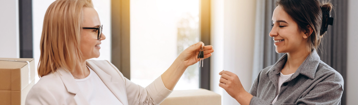 Leasing a House in 2025: 7 Things You Need to Know Before You Sign