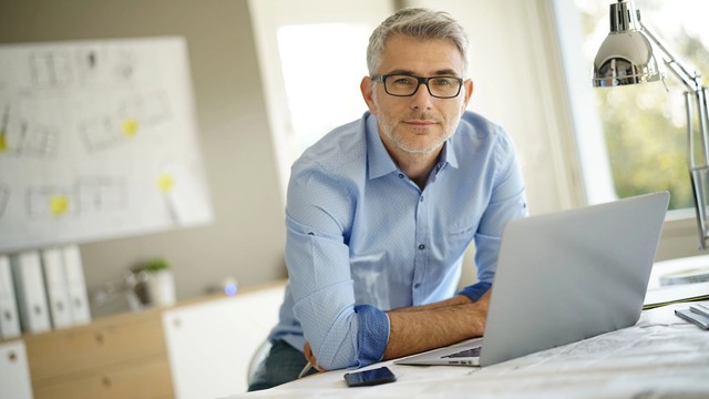 Cover Image for What Does Architect Professional Liability (E&O) Insurance Cost?