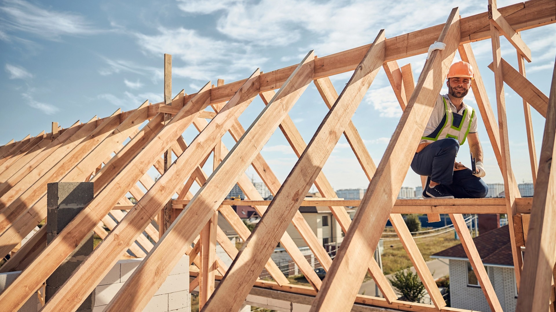 Cover Image for Understanding Contractors Errors & Omissions (E&O) Insurance
