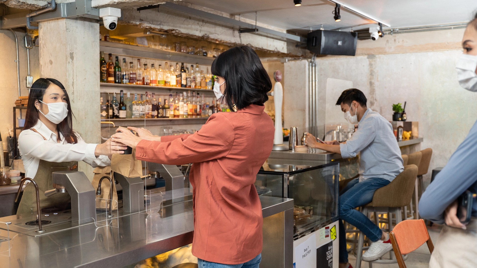 Cover Image for Restaurant Insurance: A Guide For Small Business Owners
