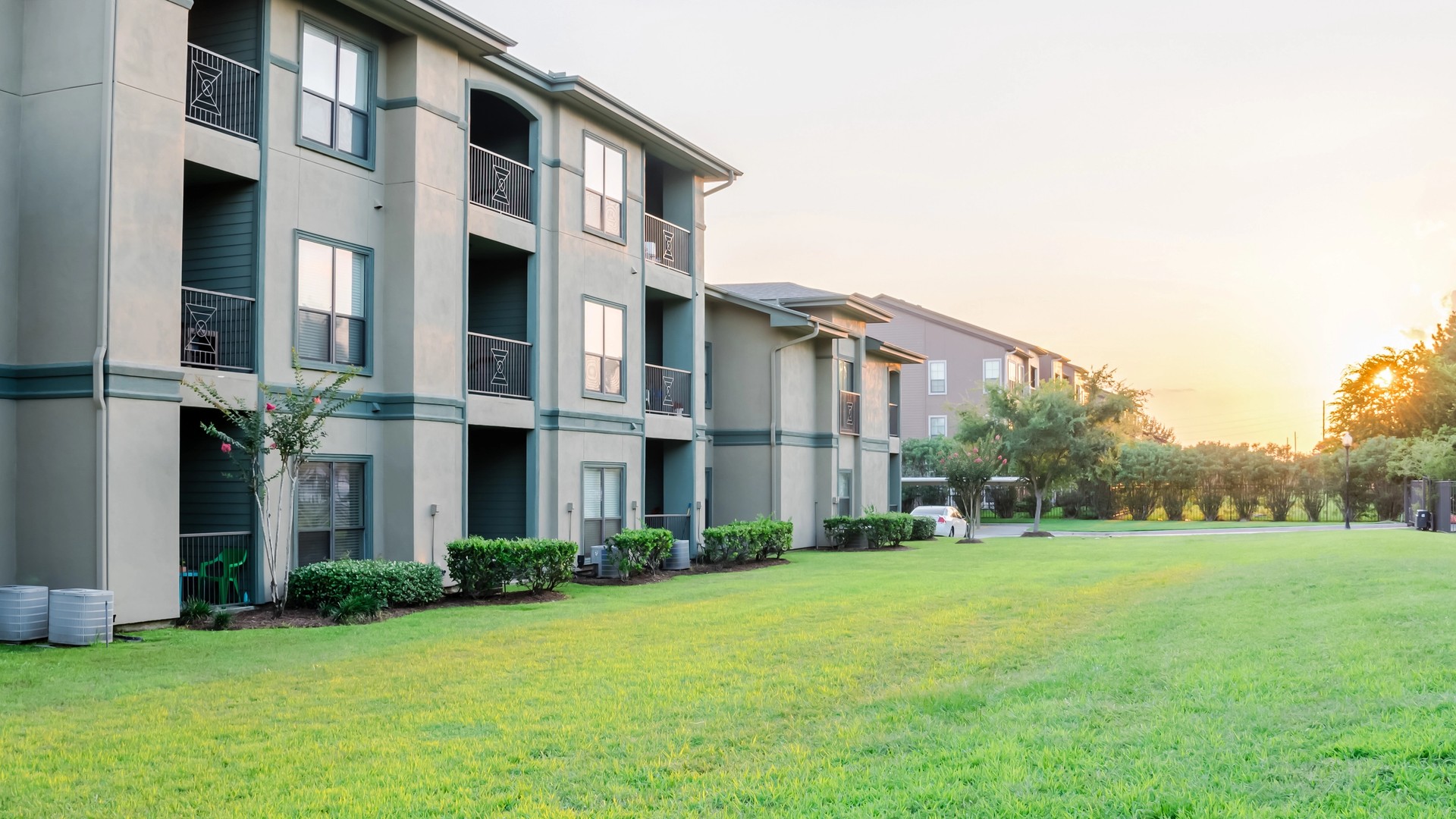 Cover Image for Texas Apartment Building Insurance: What You Should Know