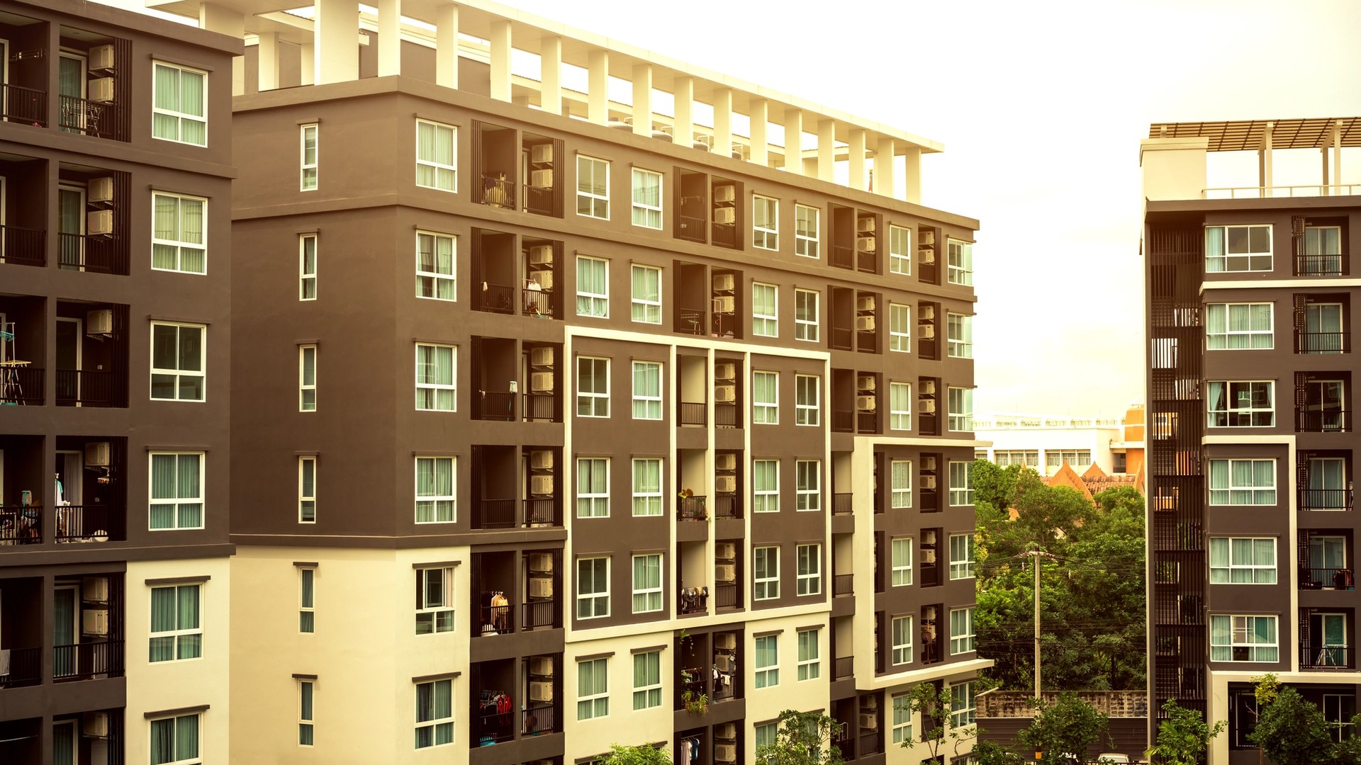 Cover Image for The Importance of Liability Insurance for Residential and Commercial Landlords