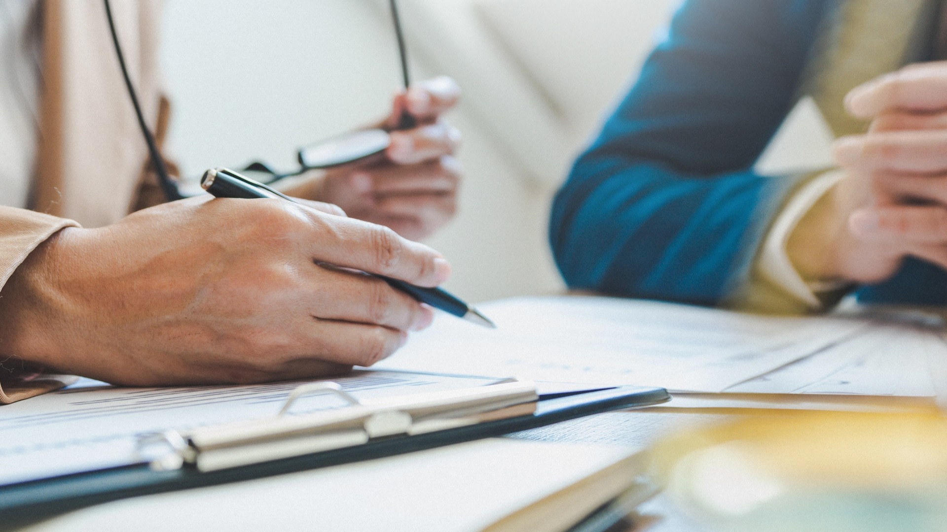 Cover Image for Professional Liability Insurance For Consultants - Explained