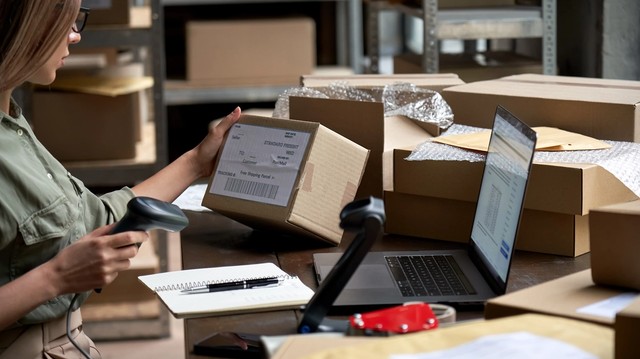 Cover Image for Ecommerce Business Insurance: What Coverages You Need