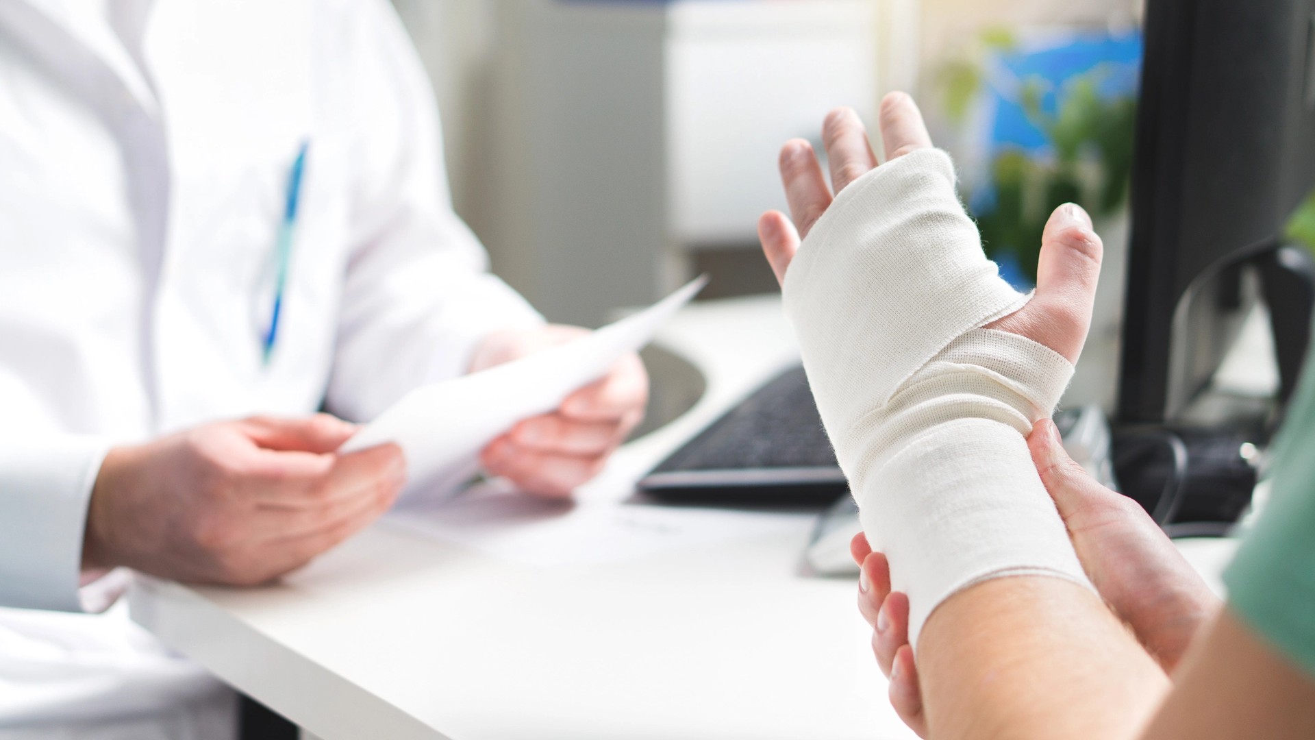 Cover Image for When Is Workers Compensation Not Required For Employees?
