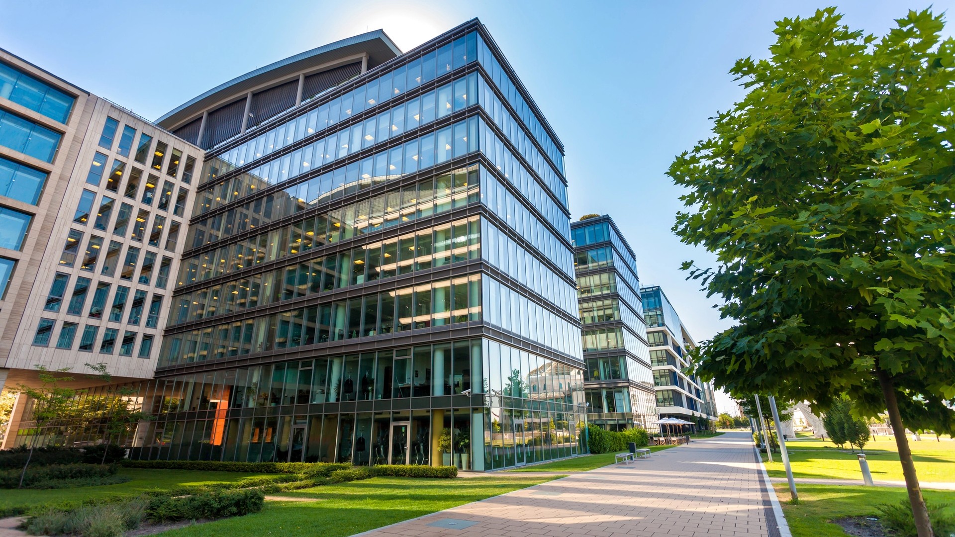Cover Image for What Does Building Owner's Property Insurance Cover?