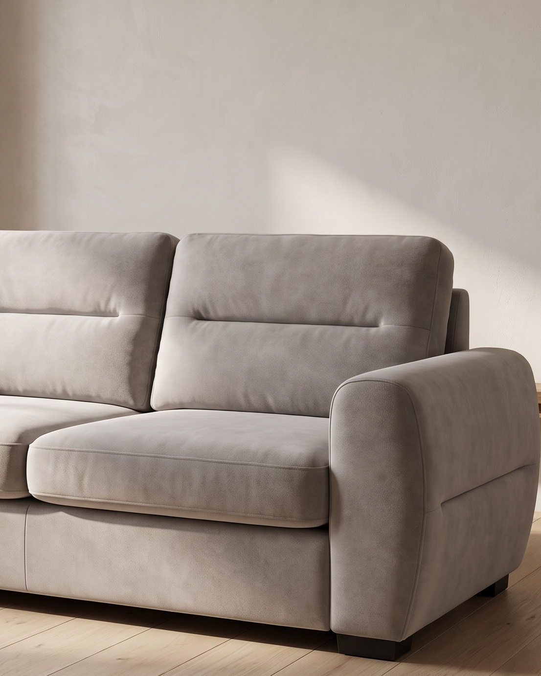 Ollomont sofa, kadar desnog kraja: jastuk naslona sa šavom i obli rukonaslon
