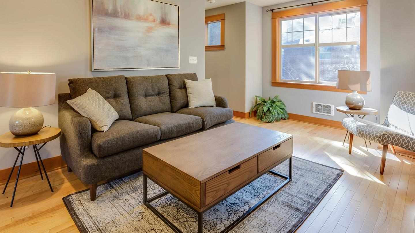 Small living room coffee table and tv stand layout