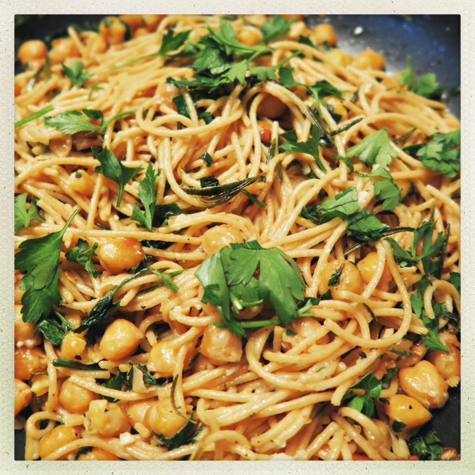 Whole Grain Spaghetti with Chickpeas, Fresh Herbs, Garlic and Oil