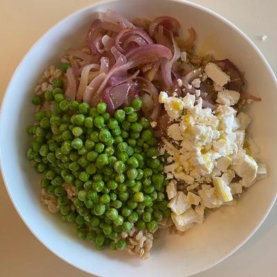 Barley with Green Peas and Caramelized Onions