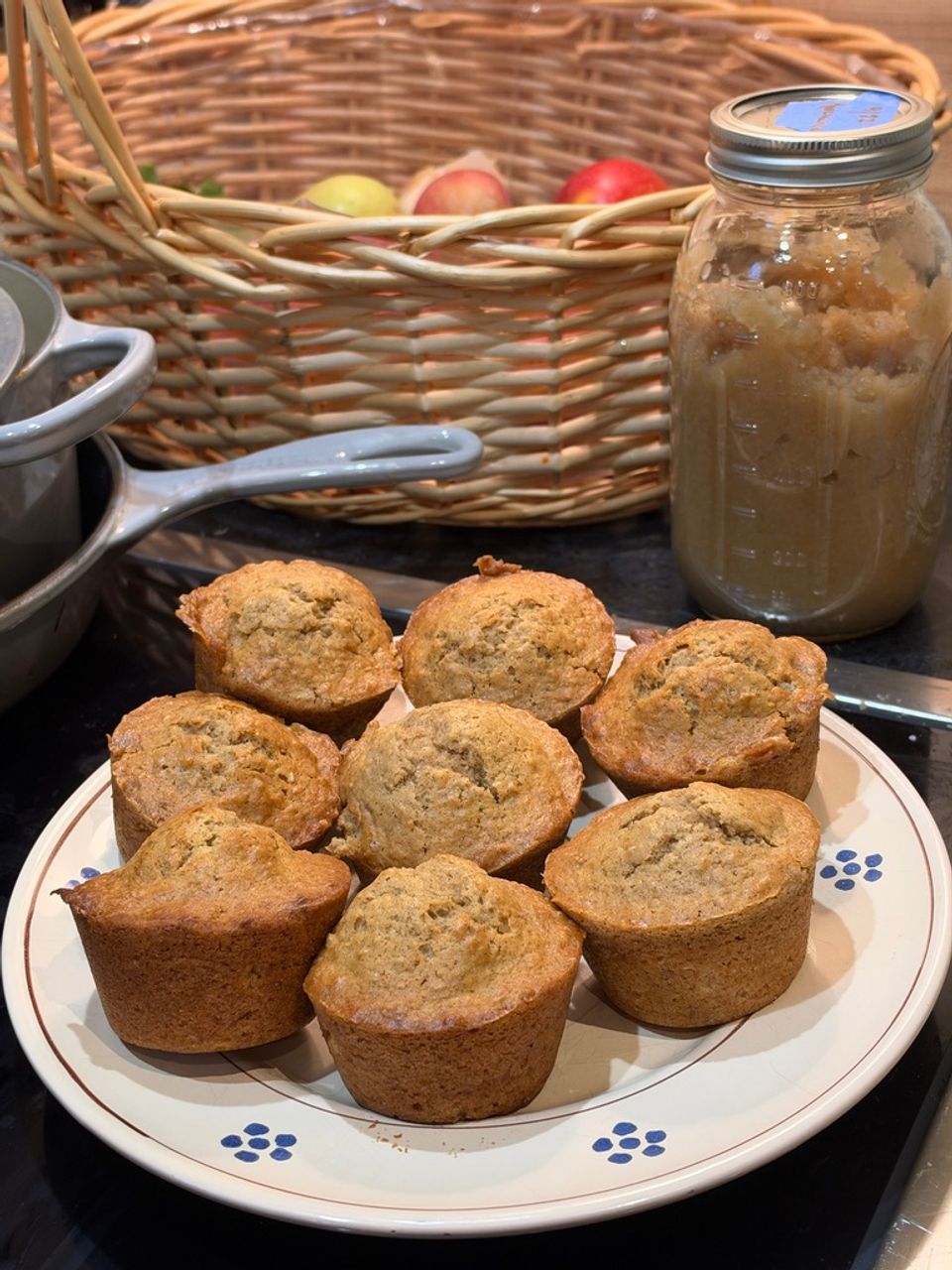 Applesauce Muffins