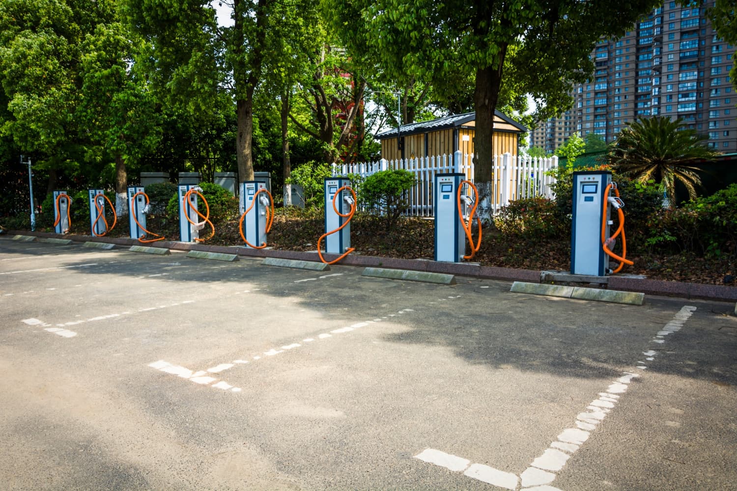 4 Things to Consider Before Investing in EV Charging for Apartments and Gated Communities