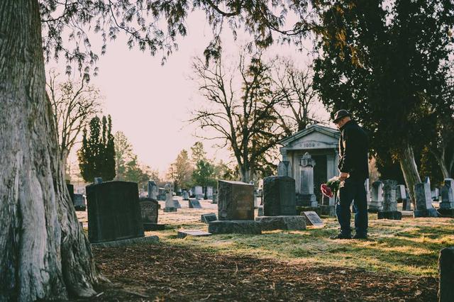 The Warning Signs of Funeral Home Negligence