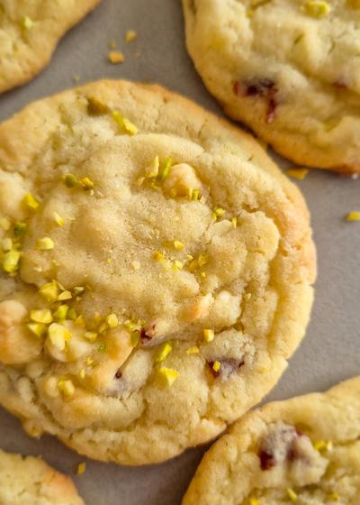 Chewy Pistazien-Cranberry Cookies - Bild 3