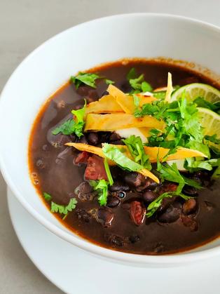 Sopa De Frijoles Negros