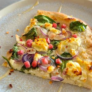 Flammkuchen mit Spinat & Feta