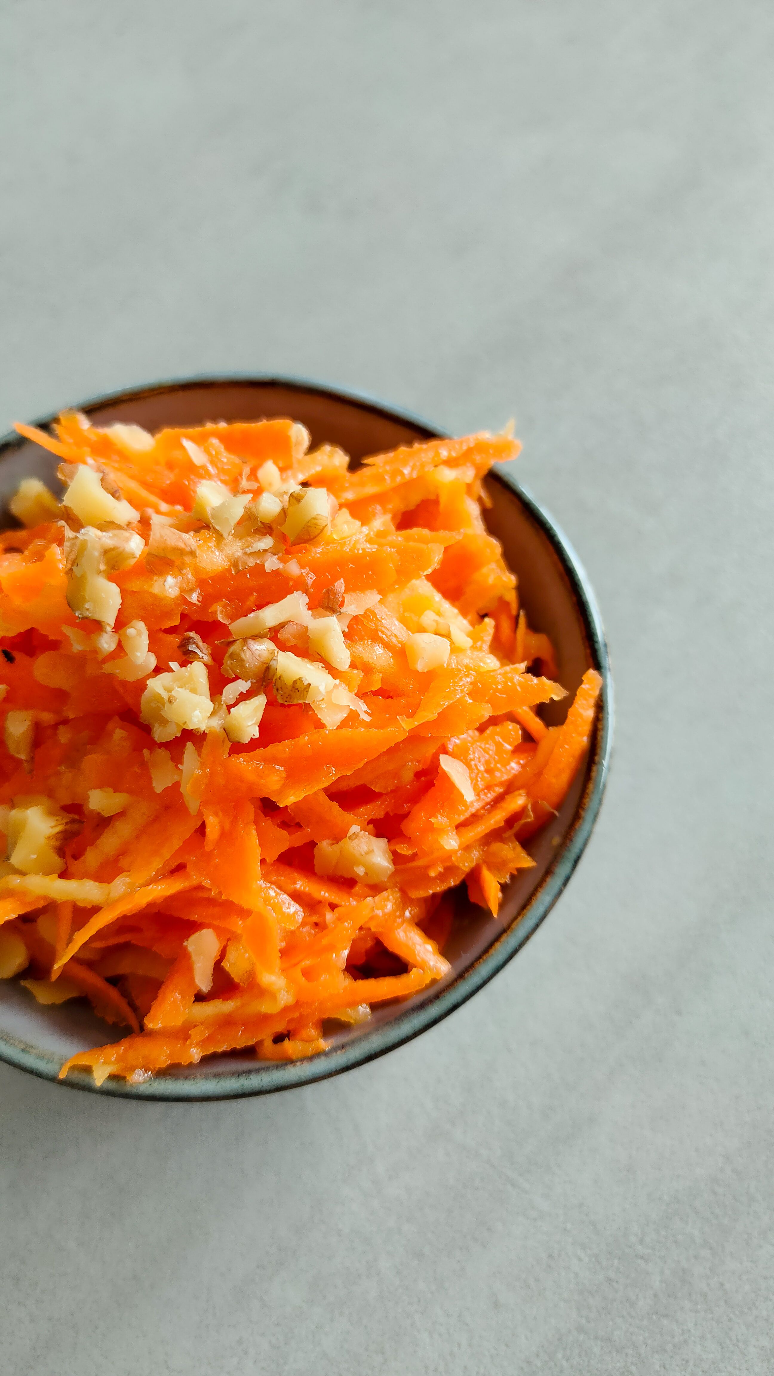 Mein Lieblings-Karottensalat: Frisch, knackig & fruchtig!