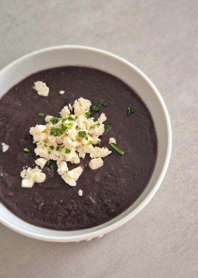 Cremiges Bohnenmus: Das beste Rezept für Refried Beans aus der Dose - Bild 4