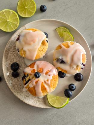 Saftige Zitronen-Heidelbeer-Muffins