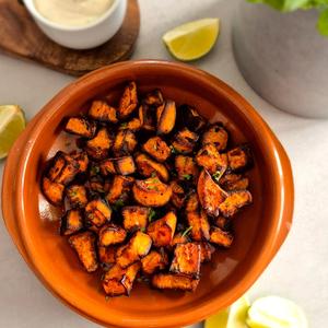 Geröstete Süßkartoffel mit Ranch Dip