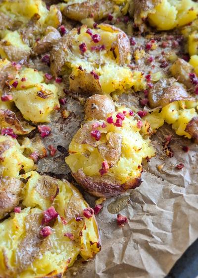 Smashed & Topped Potatoes: Die knusprigsten Quetschkartoffeln deines Lebens! - Bild 3