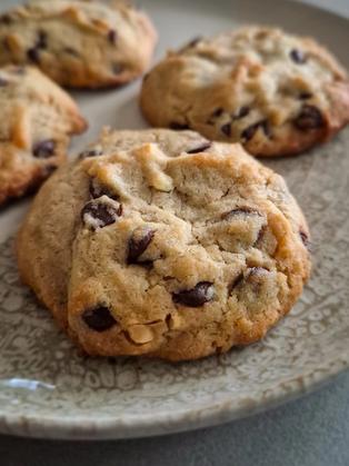 Haselnuss-Zimt Chocolate Chip Cookies