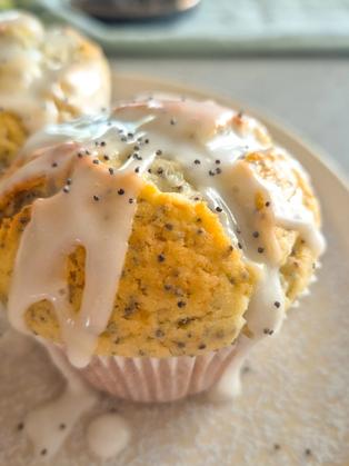 Zitronen-Mohn-Muffins mit Skyr