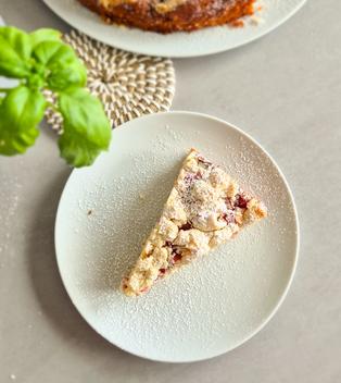 Rhabarber-Joghurt-Streuselkuchen