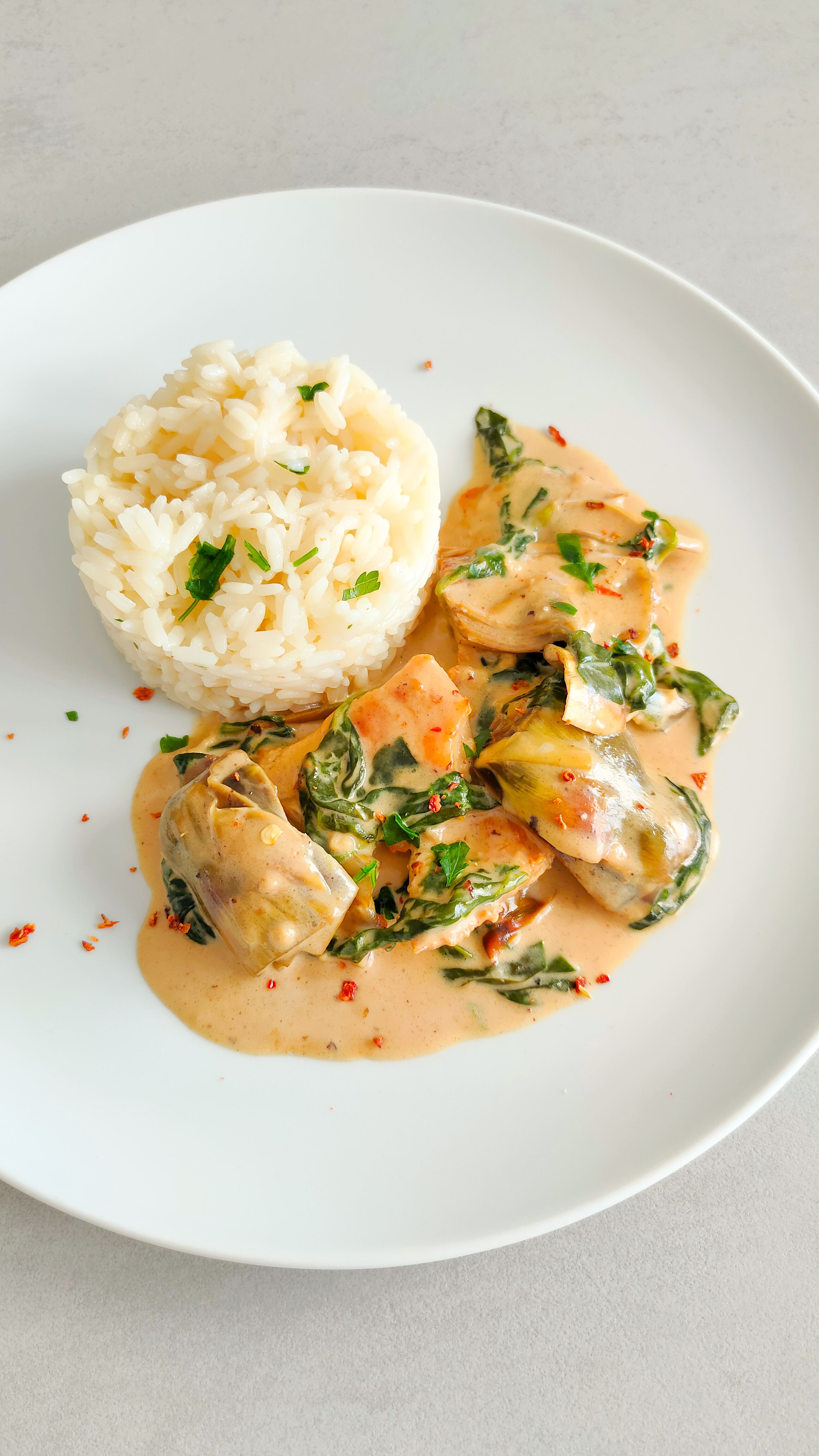 Hähnchen in cremiger Artischockensoße