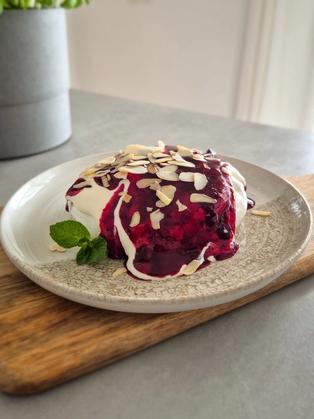 Mandel-Beeren Meringue: Ein leckeres „Gönn-dir“-Dessert