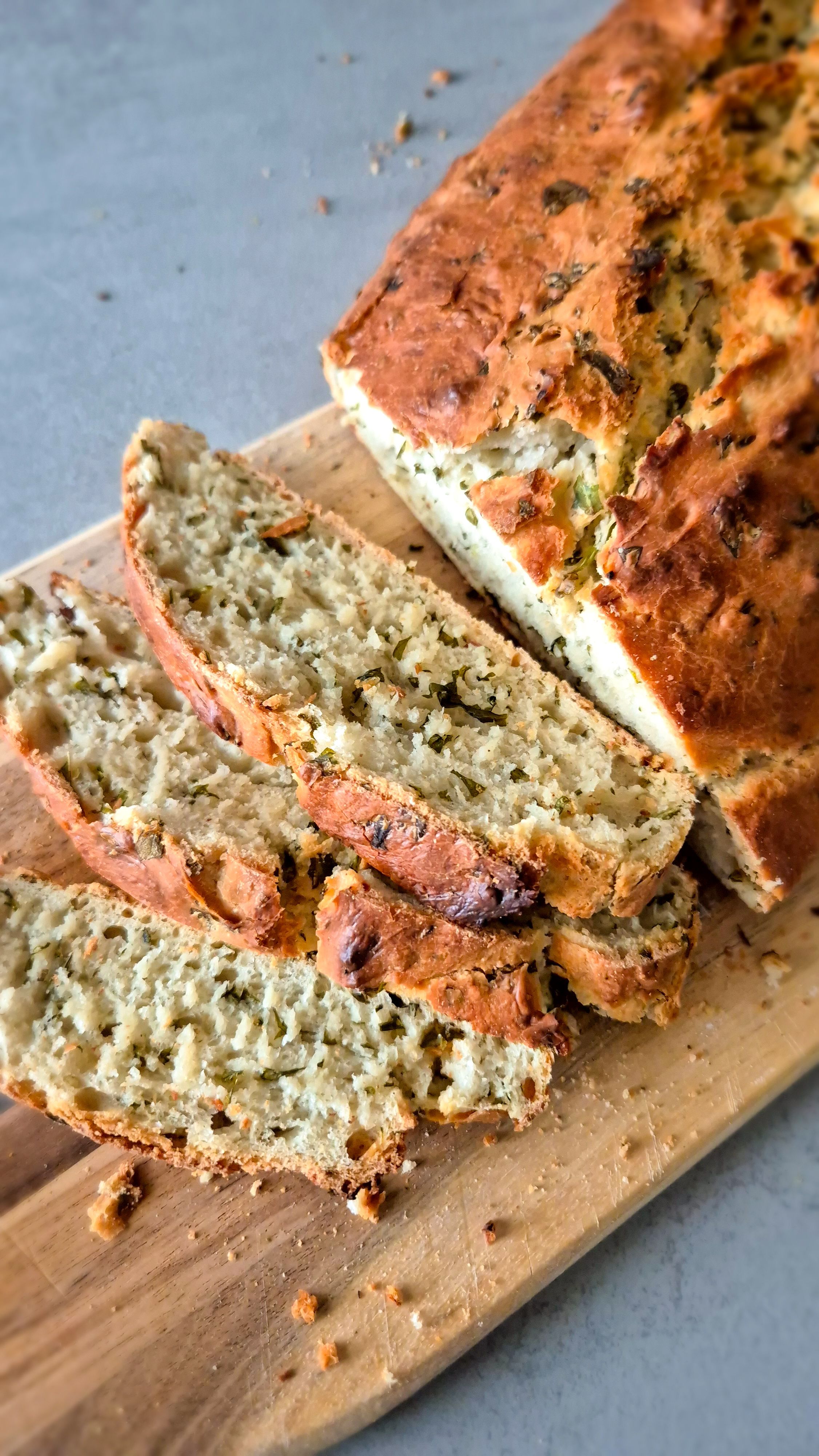 Rucola-Knoblauch-Brot - Thumbnail 2