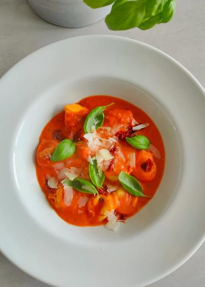 Tomaten-Tortellini-Suppe - Bild 2