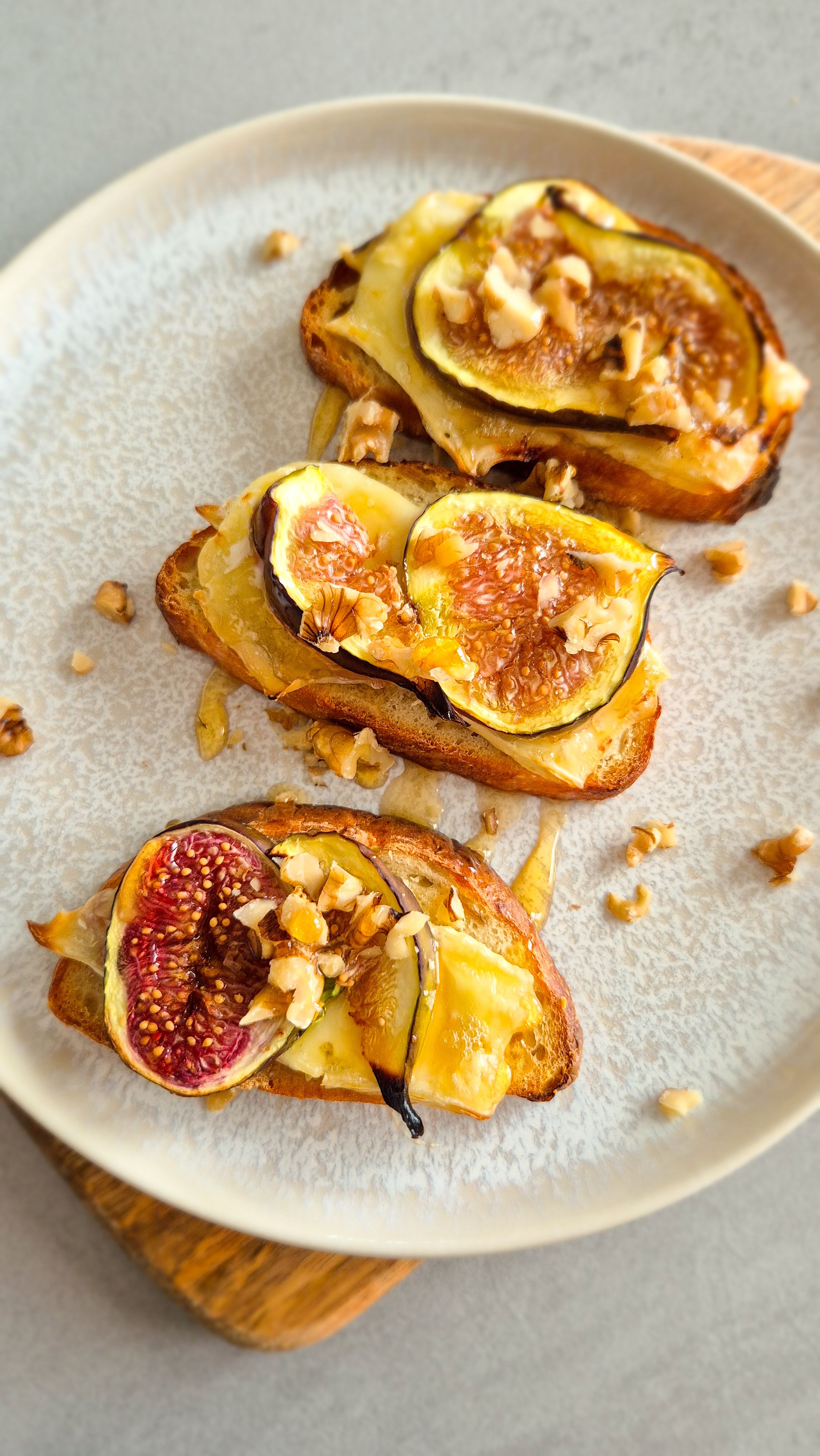 Feigen-Brie-Crostini - Thumbnail 3