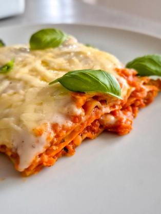 Rote Linsenlasagne