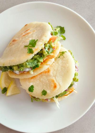 Arepas mit Hähnchen und Guacamole - Bild 2