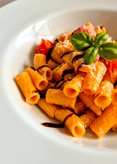 15 Minuten Tomaten-Mozzarella-Pasta - Bild 2