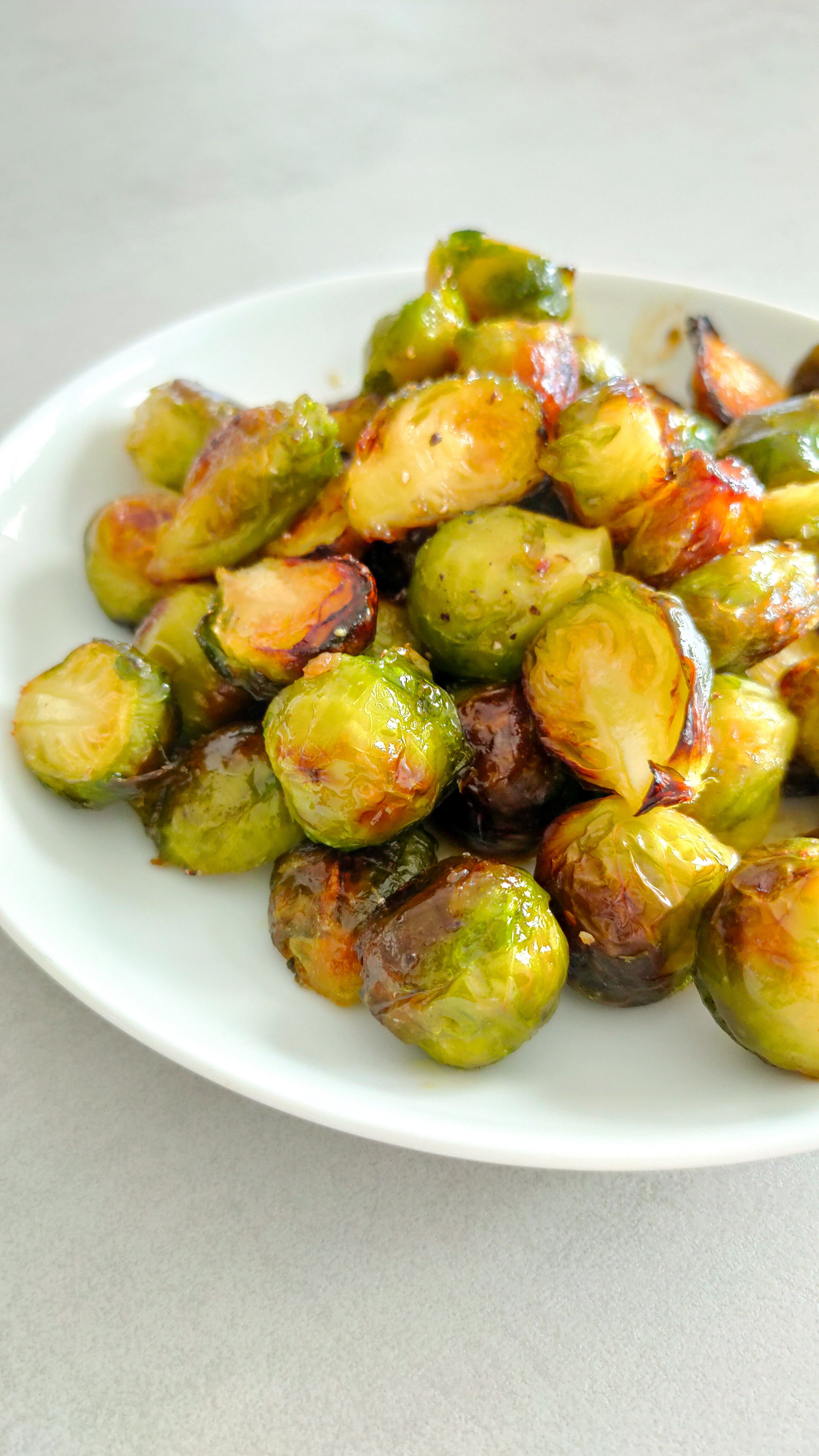 Rosenkohl mit Balsamico aus dem Ofen