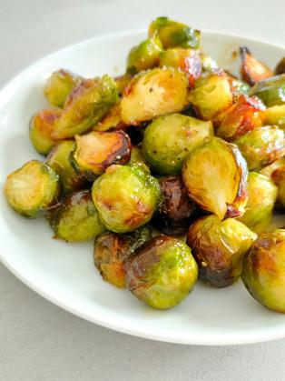 Rosenkohl mit Balsamico aus dem Ofen